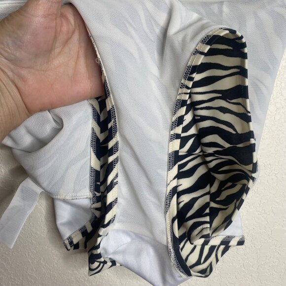 Zebra Print One-Piece Swimsuit Plus Size 1X Underwired Padded Cups Womens Swimwe - Picture 6 of 11